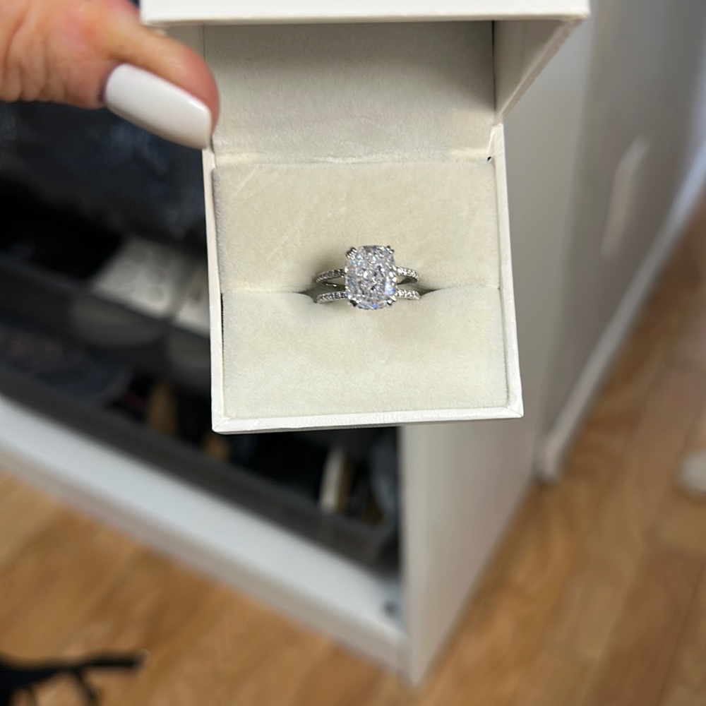 Maxine ring. Size 6